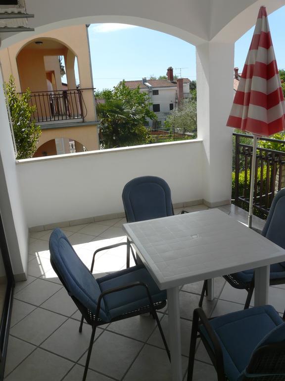 Apartments Mirela Porec Ngoại thất bức ảnh