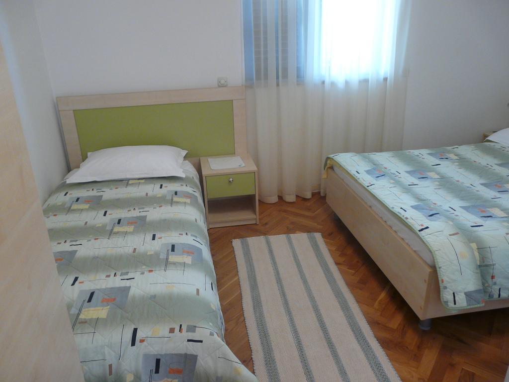 Apartments Mirela Porec Ngoại thất bức ảnh