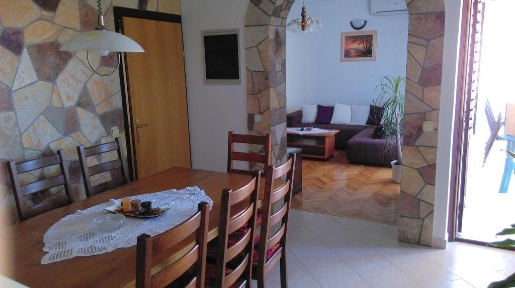Apartments Mirela Porec Ngoại thất bức ảnh