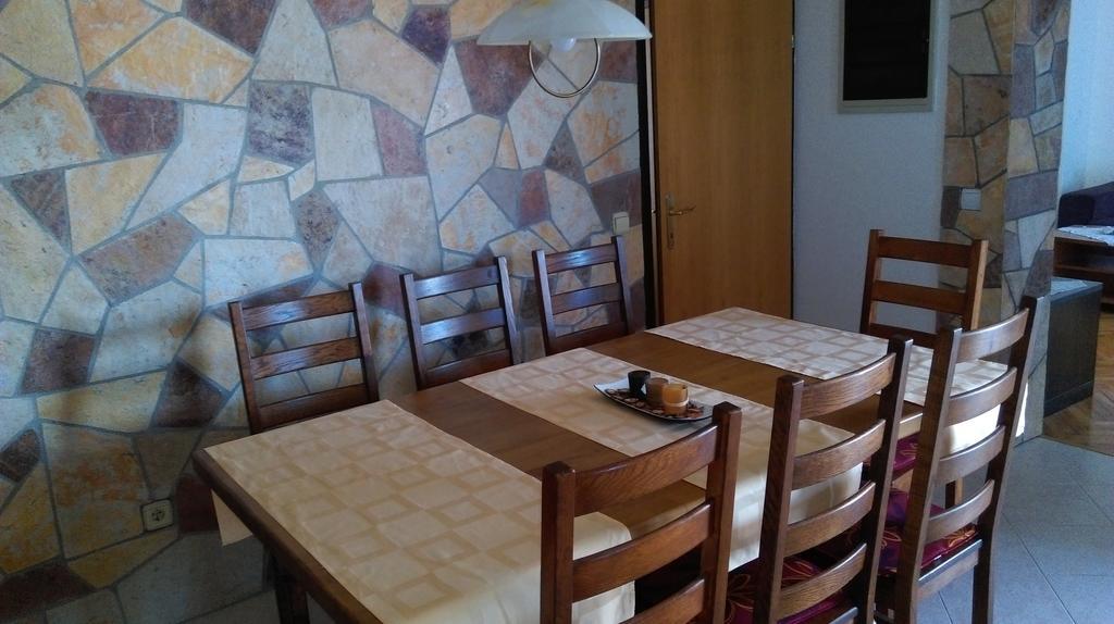 Apartments Mirela Porec Ngoại thất bức ảnh