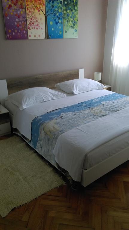 Apartments Mirela Porec Ngoại thất bức ảnh